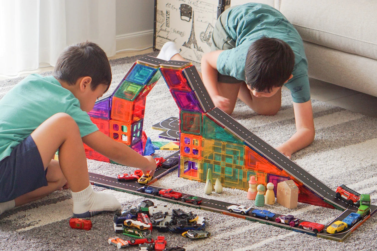 Magnetic tile toppers