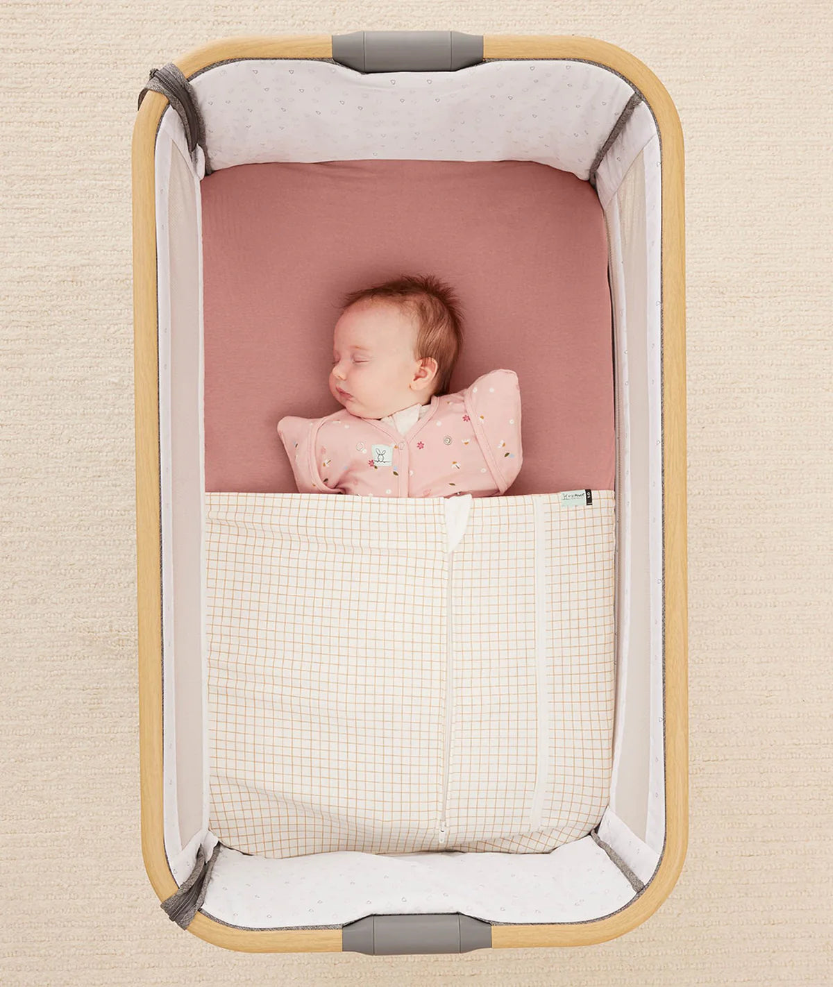 HugMe Blanket | Caramel Grid