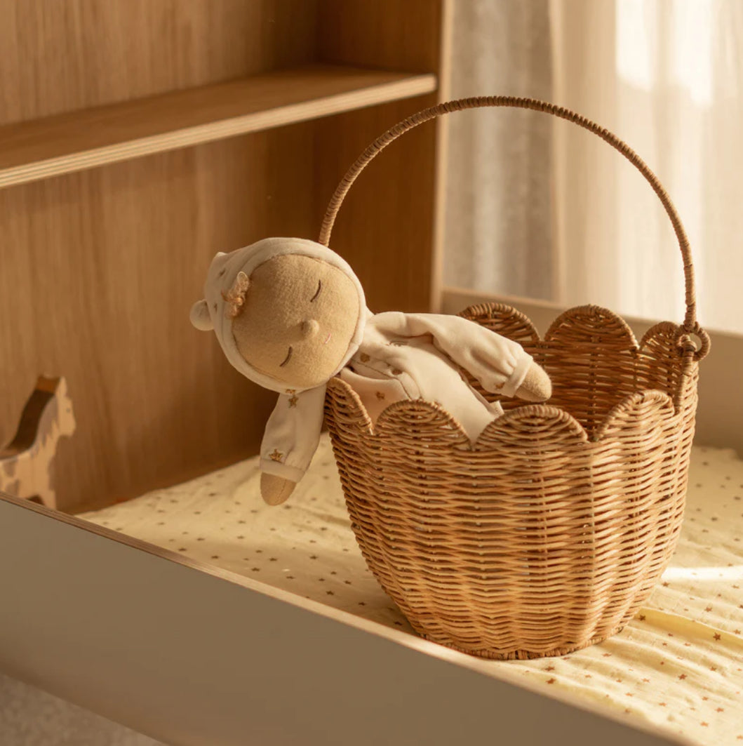 RATTAN TULIP CARRY BASKET
natural