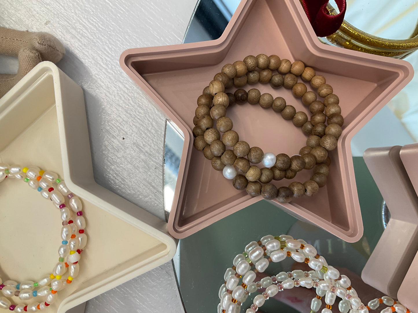 Sandalwood & Freshwater pearl - bracelet