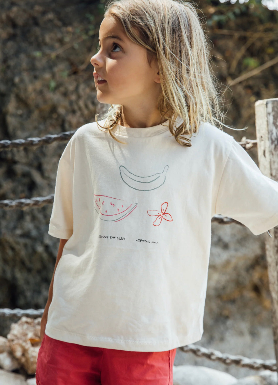 Illoura - Hibiscus Tee