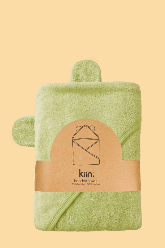 Kiin Hooded Towel Apple