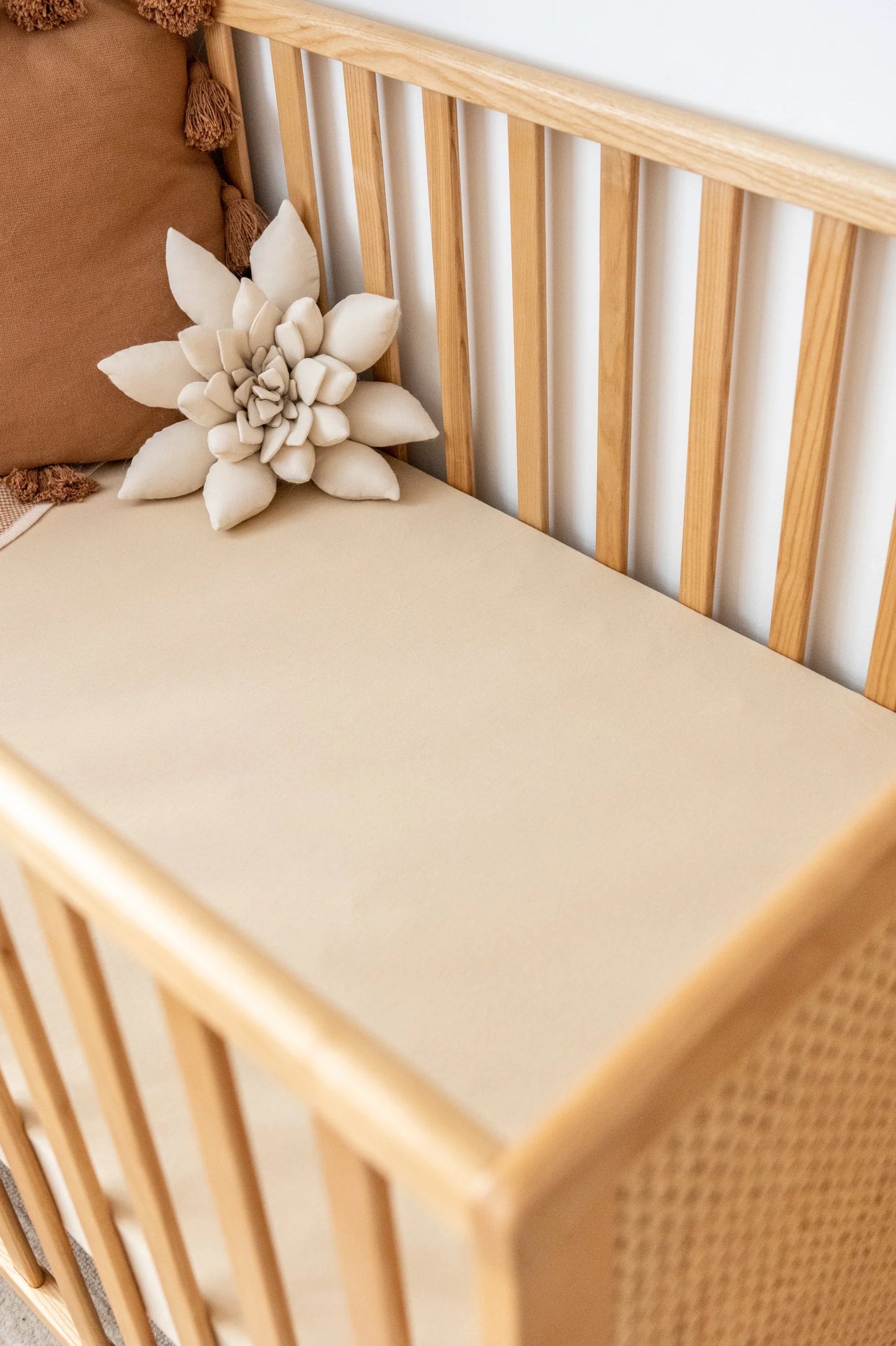Kiin Organic Cot Sheet Oat