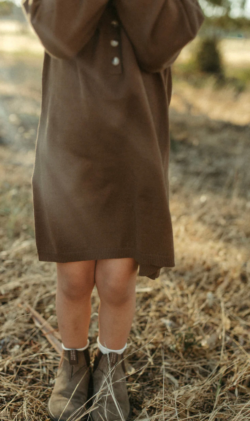 Grown dress