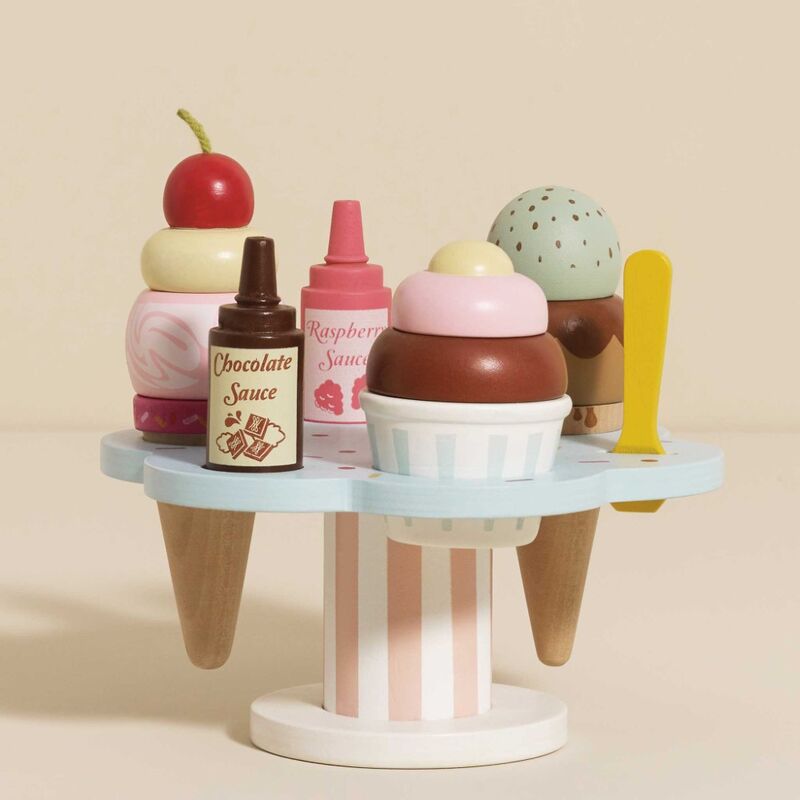 Wooden Ice cream Stand and Toppings