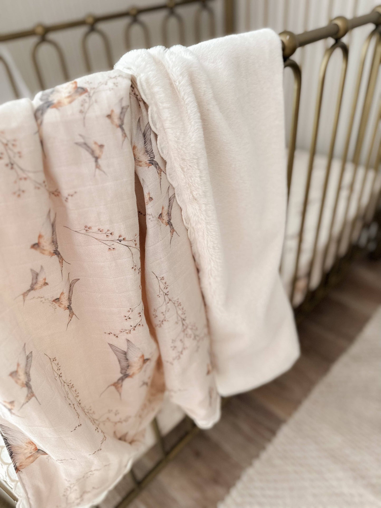 Pop Ya Tot Nightingale Fur Lined Cot Blanket
