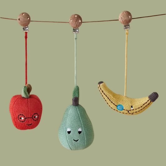 OYOY Yummy Pear Pram Toy Clip