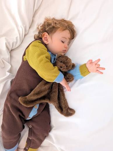 Pop Ya Tot Little Ted Comforter Toy