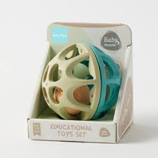 Jiggle and Giggle Ball Rattle