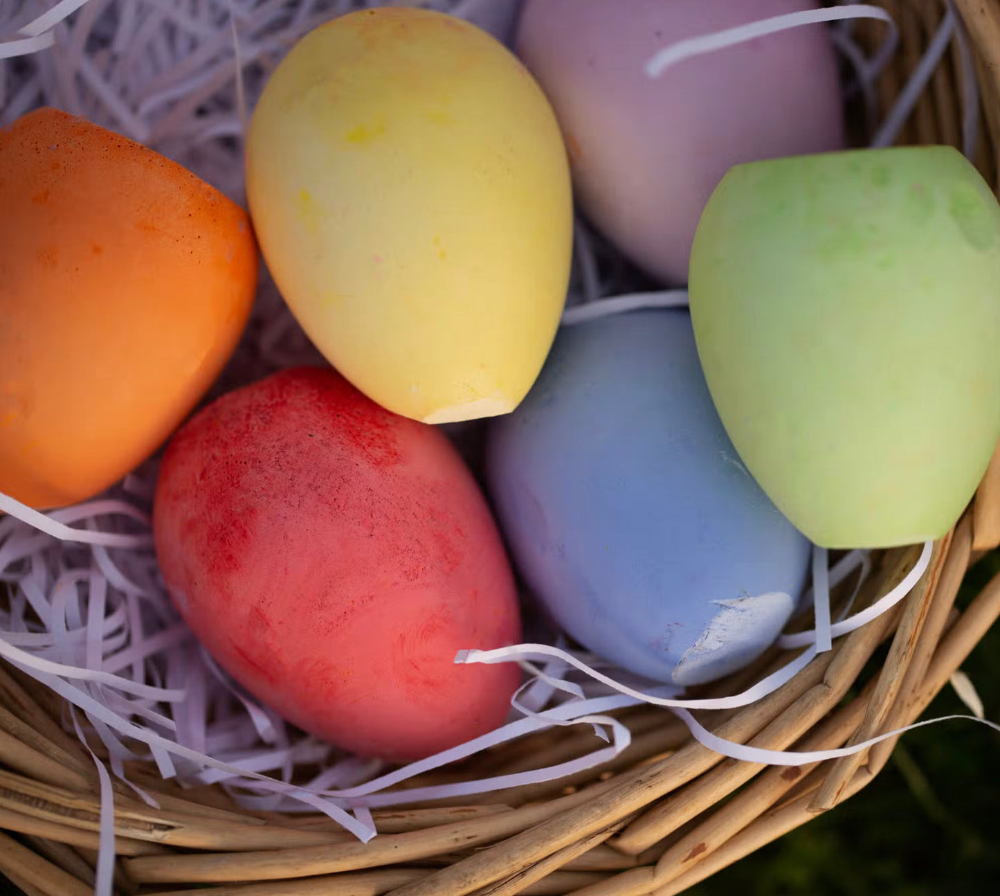 Egg shape pavement chalk