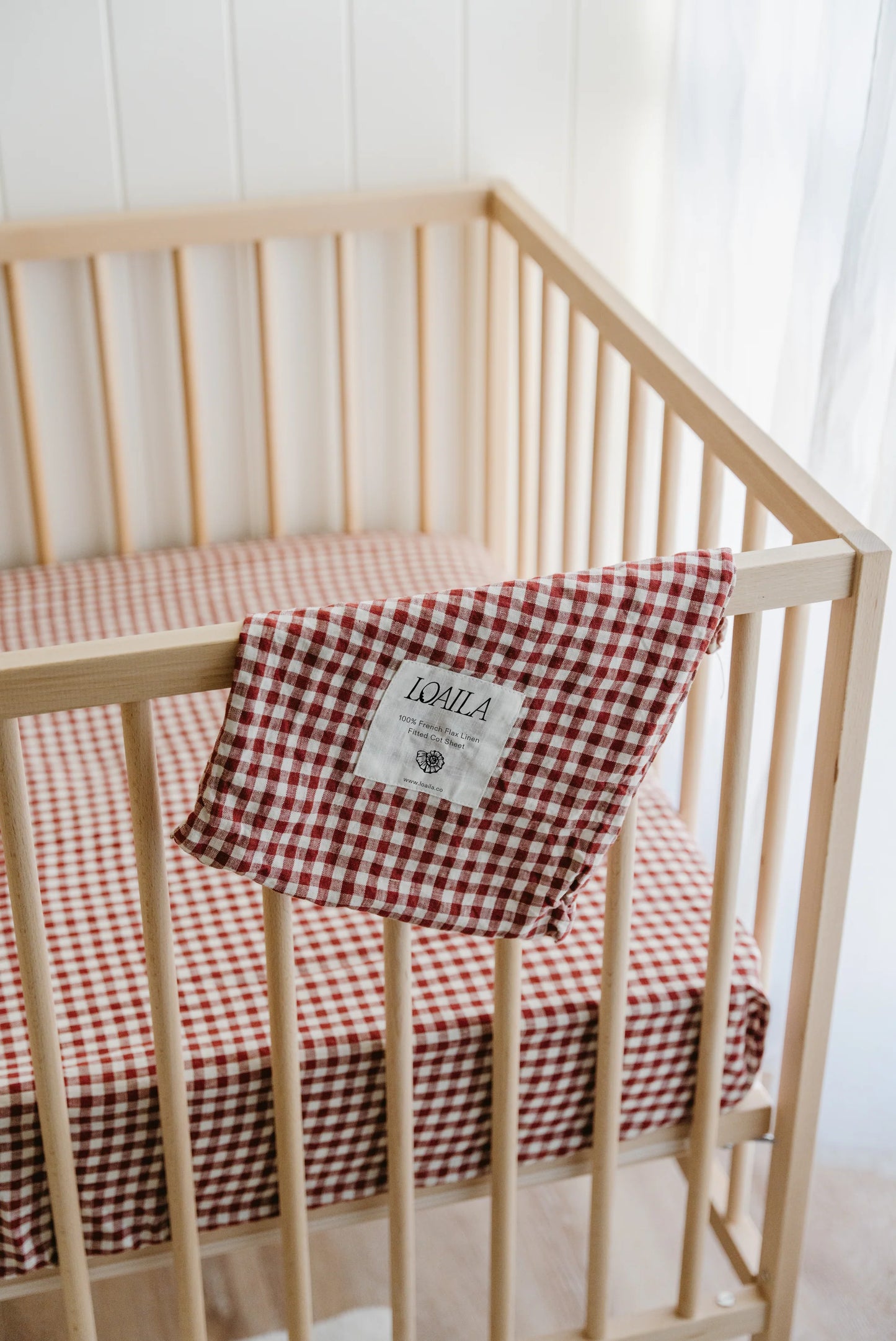 Loaila Mulberry Gingham Linen Cot Sheet