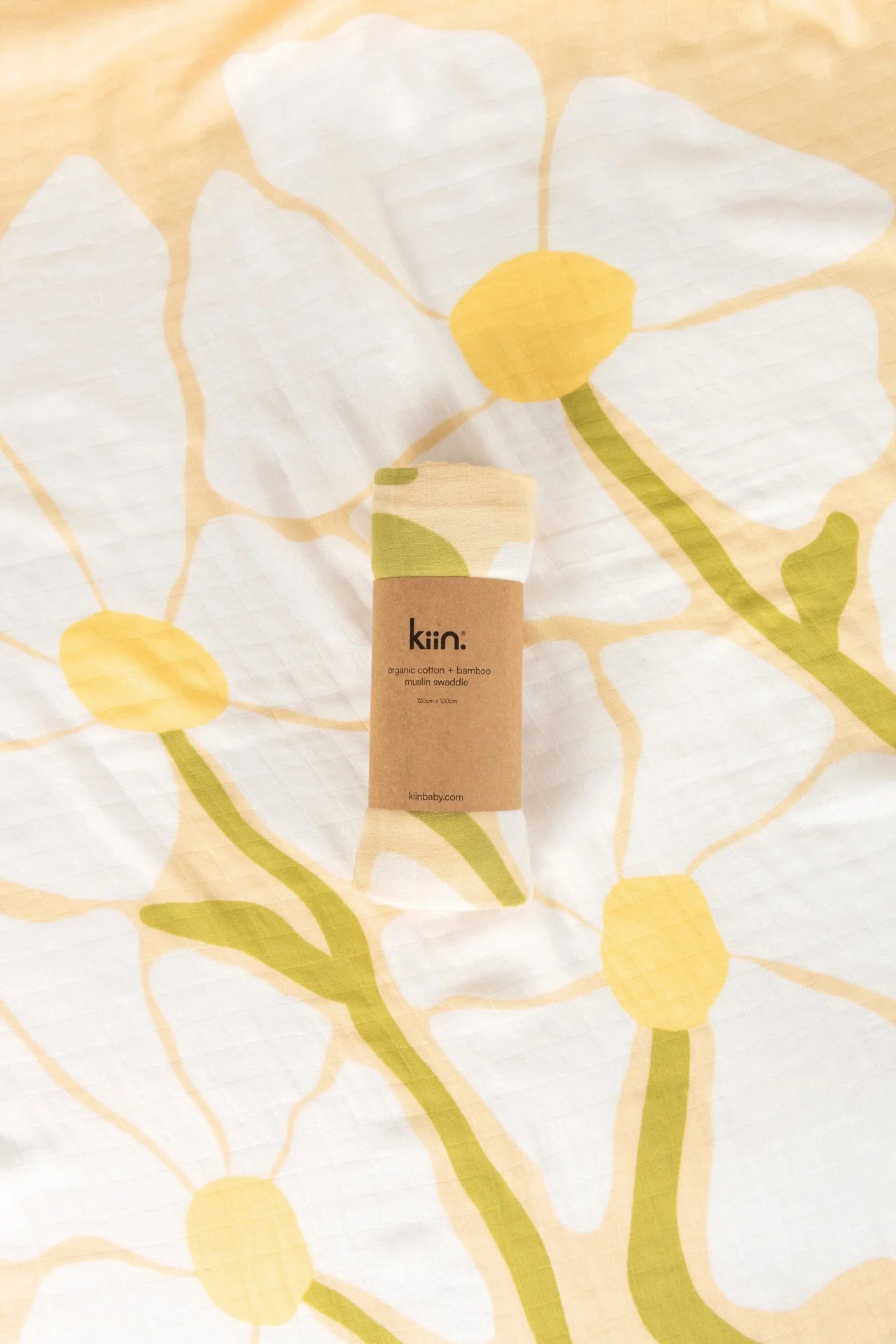 Kiin Organic Muslin Swaddle Fleur Warm Oat (Limited Edition)