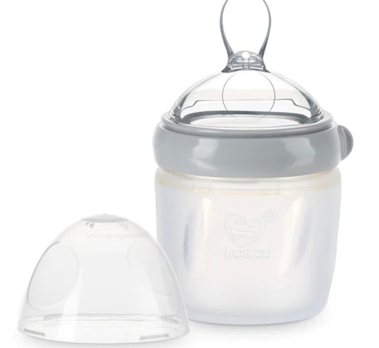 Spoon feeding bottle