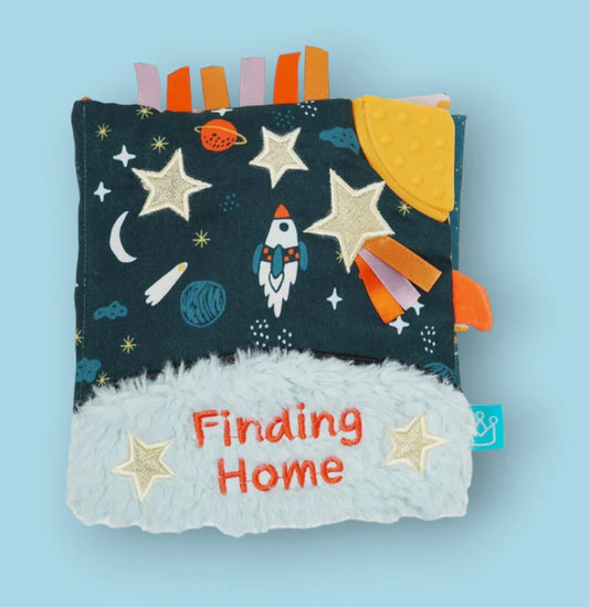 Little rocket finds home fabric book